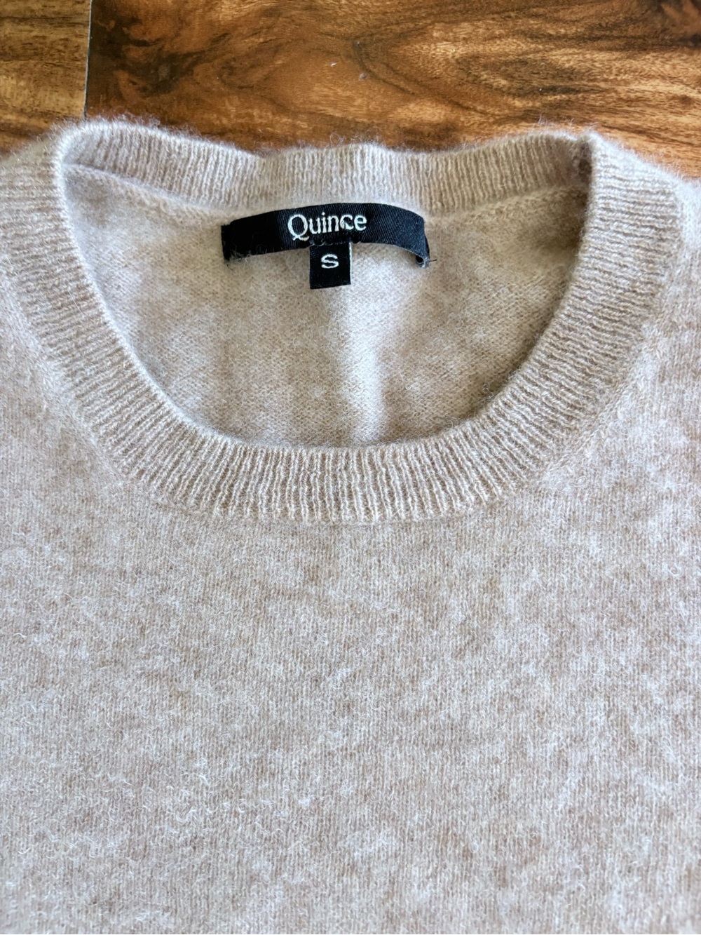 Quince Women’s Mongolian Cashmere Crewneck Sweater Oatmeal Small S Flawed - Picture 6 of 10